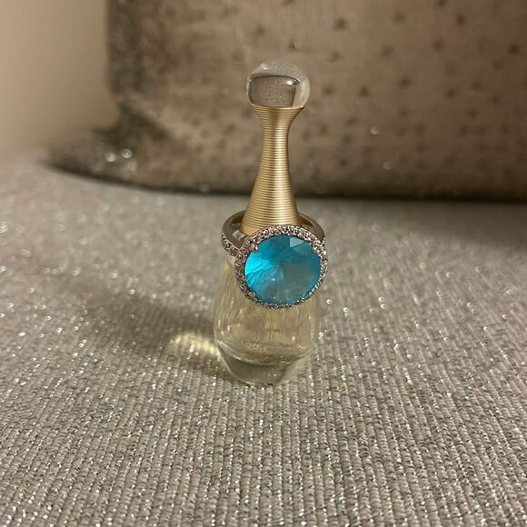 Ring & Earrings set in Sterling Silver - Picture 7 of 9